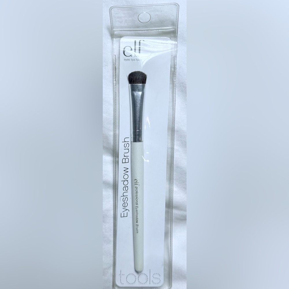 ELF COSMETICS Eyeshadow Brush